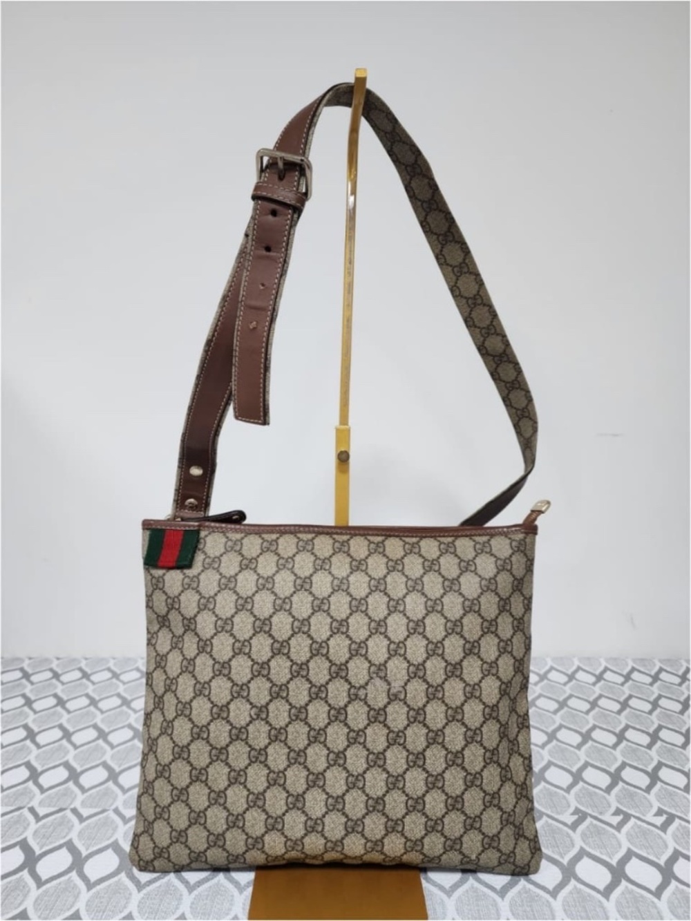 Authentic GUCCI GG PVC Canvas Sherry Shoulder Crossbody Bag Brown/Beige